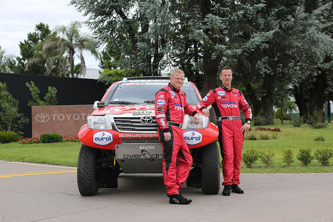 Succesvolle shakedown Bernhard ten Brinke met fonkelnieuwe Hilux